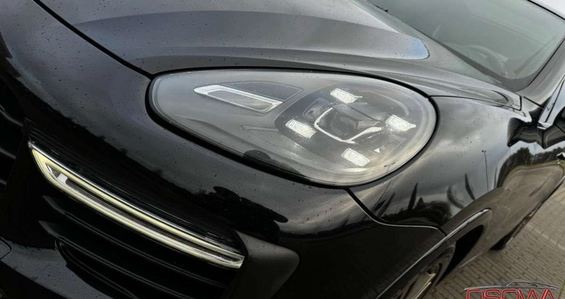 Porsche Cayenne cena 199998 przebieg: 125000, rok produkcji 2016 z Szczecin małe 781
